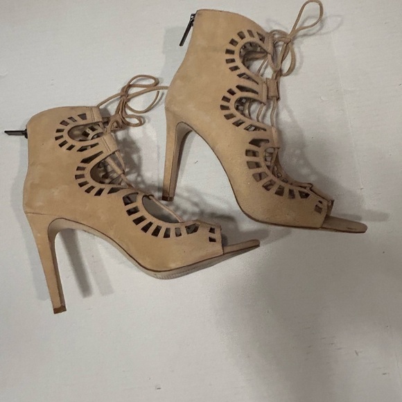 BCBGeneration tan lace up high heel stiletto, size 10M. - Picture 3 of 7